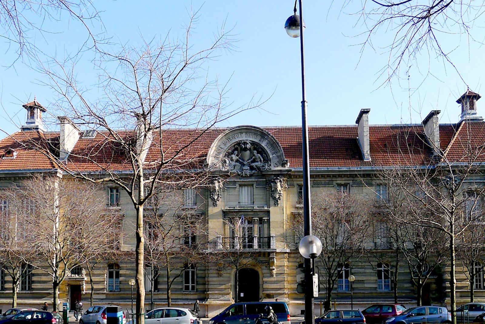 École nationale supérieure d'arts et métiers.