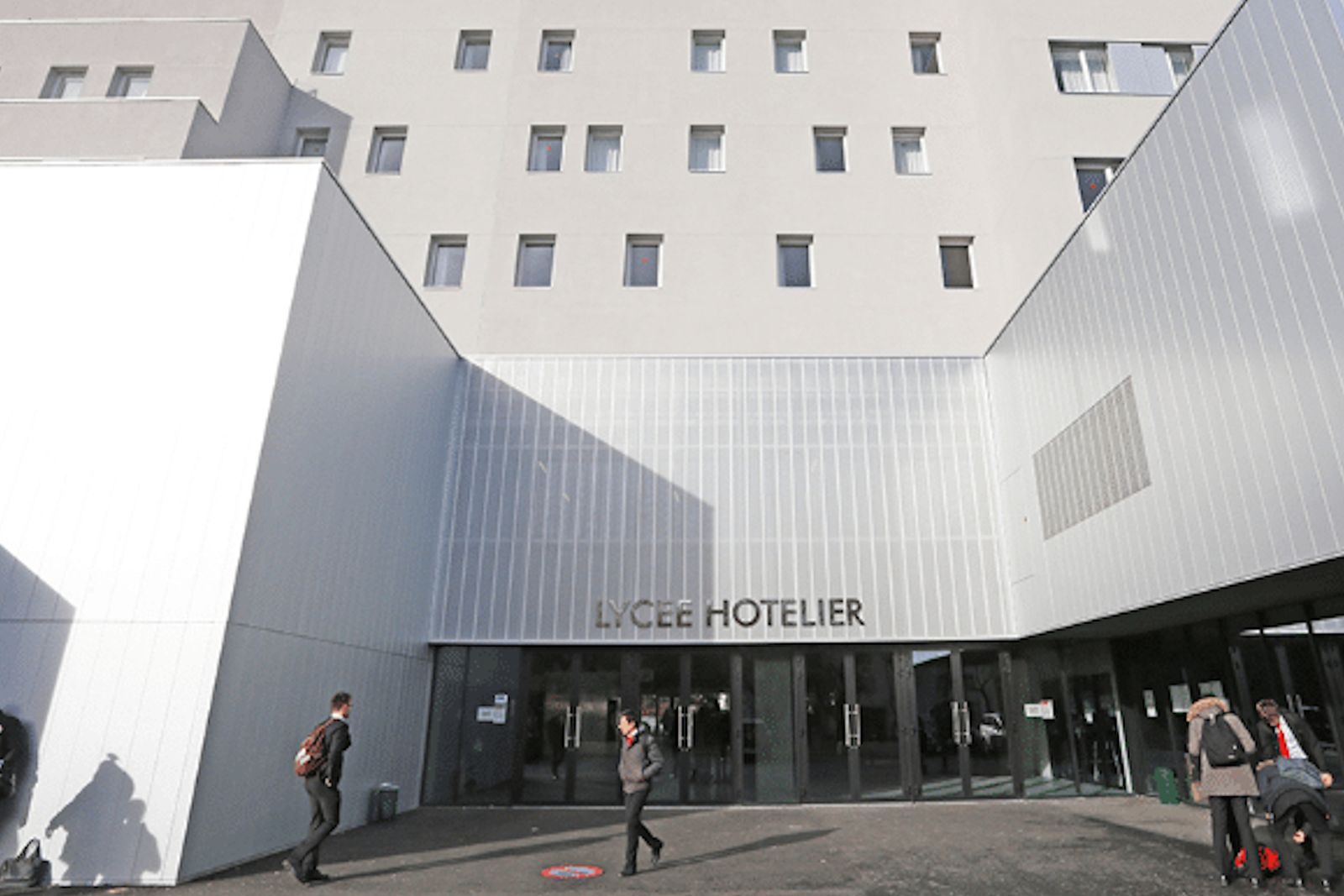 Lycée d'hôtellerie et de tourisme de Guyancourt.